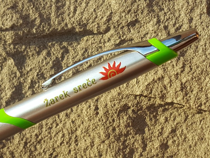 Informirani kemični svinčnik